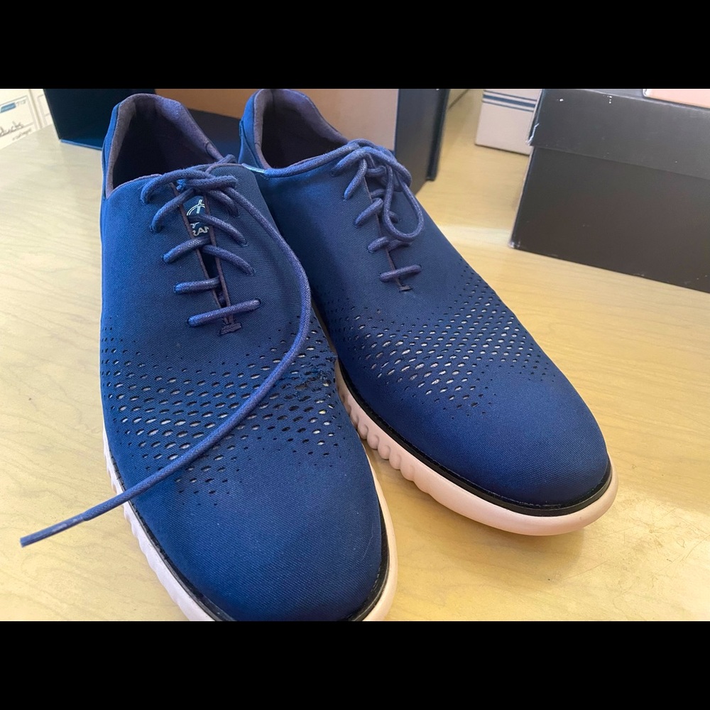 2 zerogrand Lswngopn Size 11M Cole Haan Navy Peony